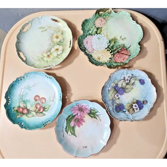 Vintage Set Of 4 Hand Painted Signed By Artist By Ruth Brooks Porcelain Plates - Picture 1 of 16
